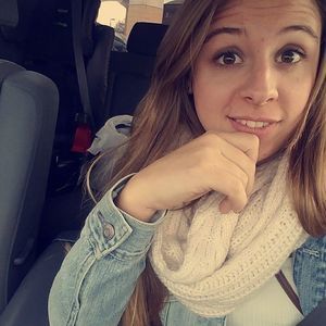 Meet your Posher, Tomara